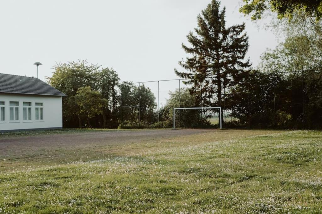 Modernisiertes Fachwerkhaus In Rheinbach Bei Bonn Villa Eksteriør billede